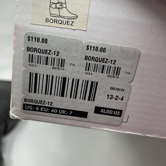 Aldo Borquez  Waterproof Boot w hidden wedge US 9 - Picture 10 of 10